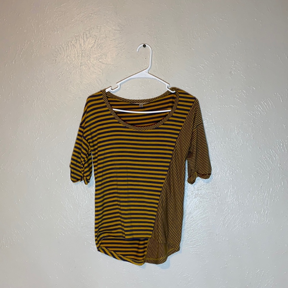 Haani•Shirt•